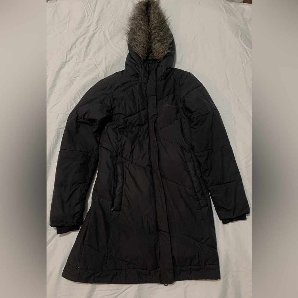 Women’s Columbia black parka size Small